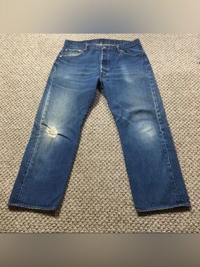 Levis 501 Jeans Mens 35x27 Blue Denim Straight Leg Button Fly Distressed Faded